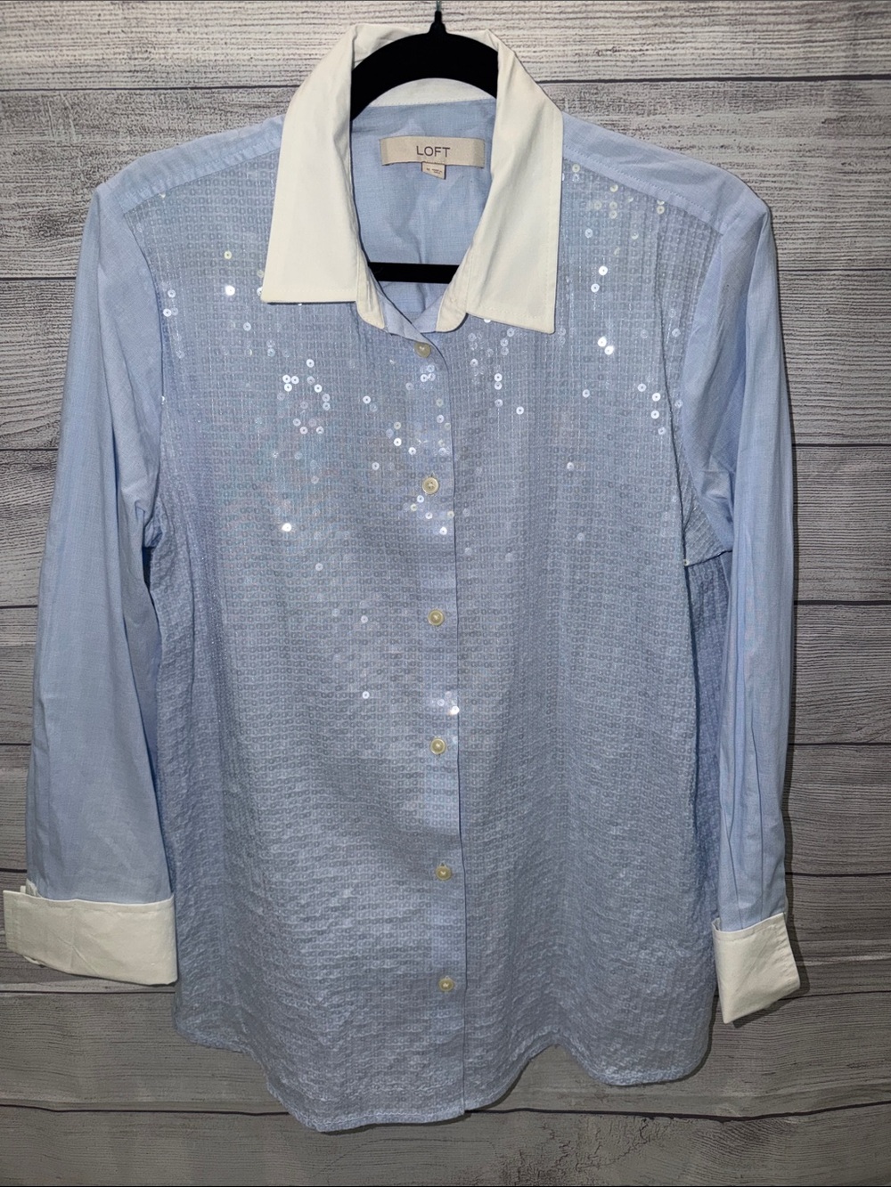 LOFT Light Blue Sequin Button-Up Shirt with White Collar🤍💙
